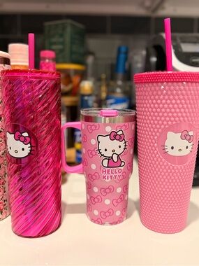 Hello Kitty Pink Assorted  Tumbler Set x 4